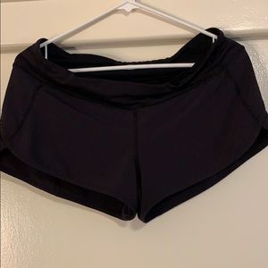 Lululemon shorts size 8